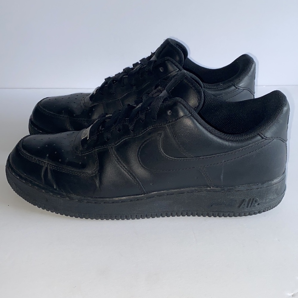 Men Nike Air Force 1 All Black Size 7.5 Women Size 9